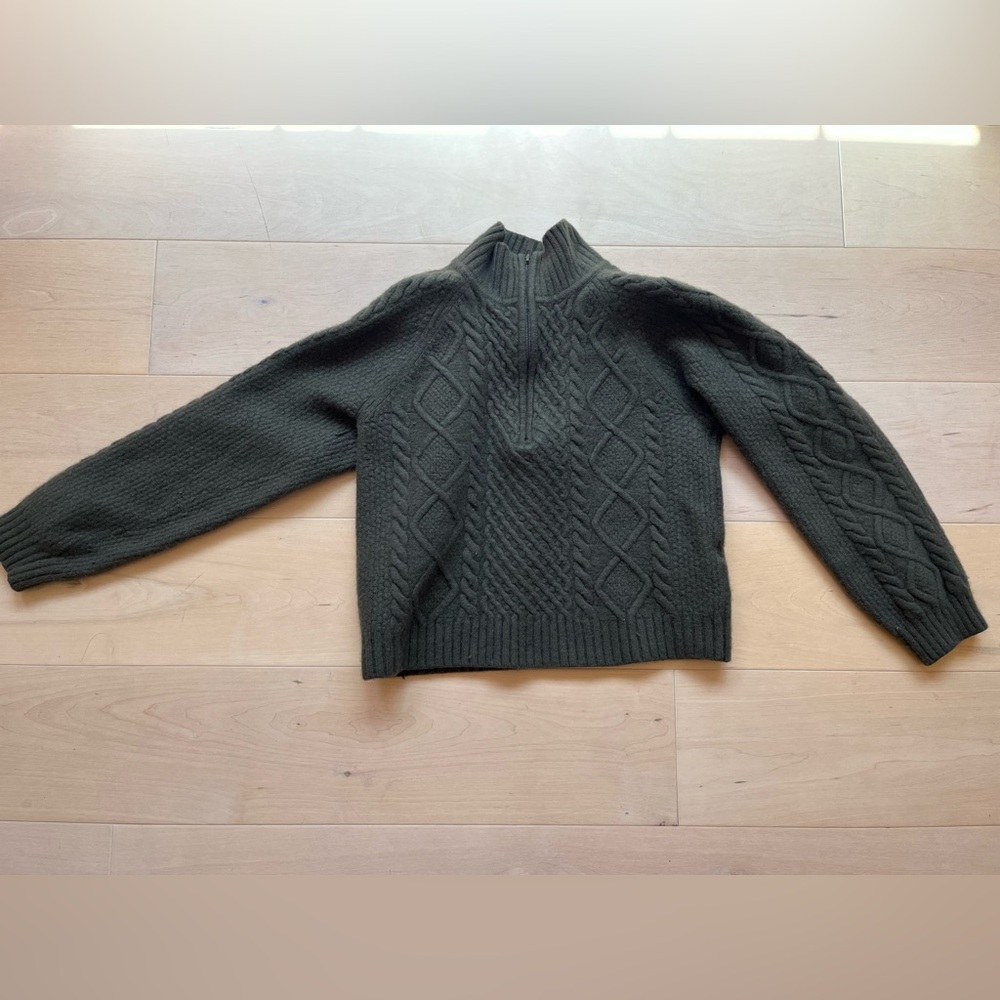 Aritzia Boreal 1/4 Zip Up Sweater - Olive Green